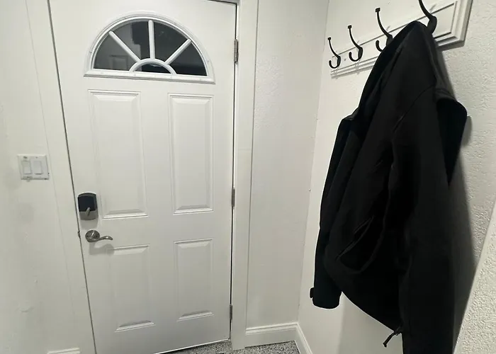 Cozy 1br Retreat In Appartement